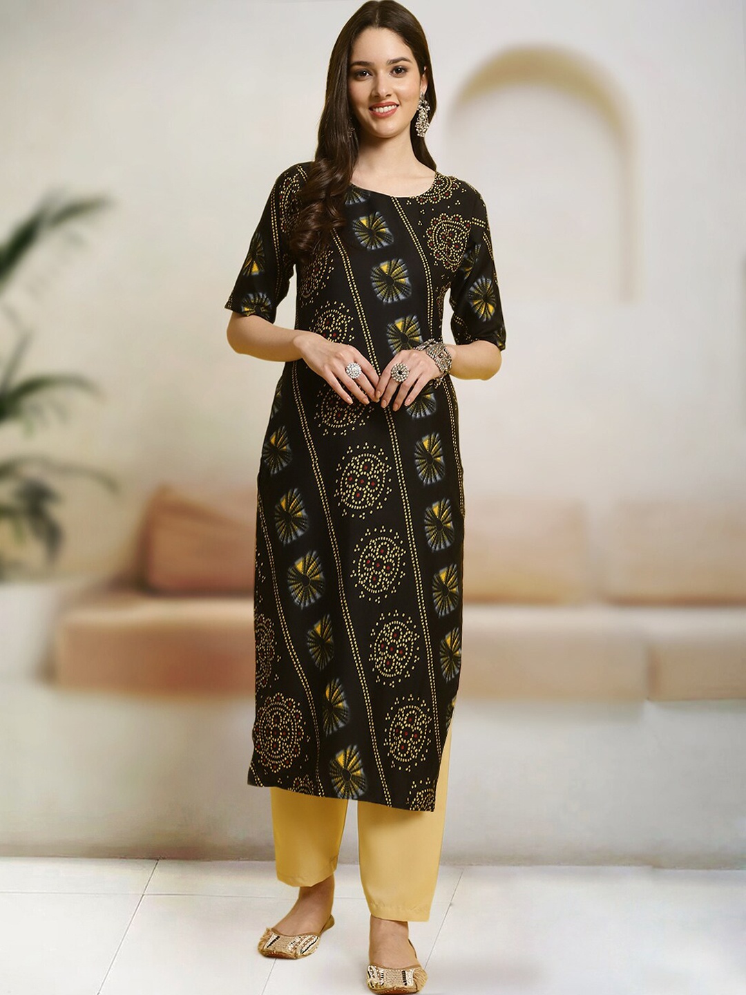 

7Threads Ethnic Motifs Printed Kurta with Trousers, Black