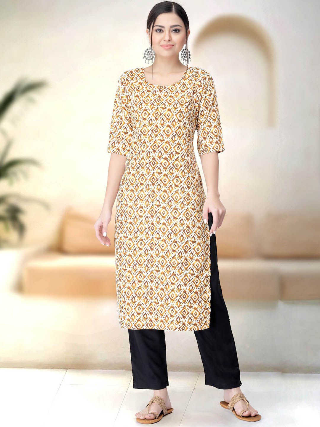 

7Threads Ethnic Motifs Printed Regular Kurta with Trouser, Gold