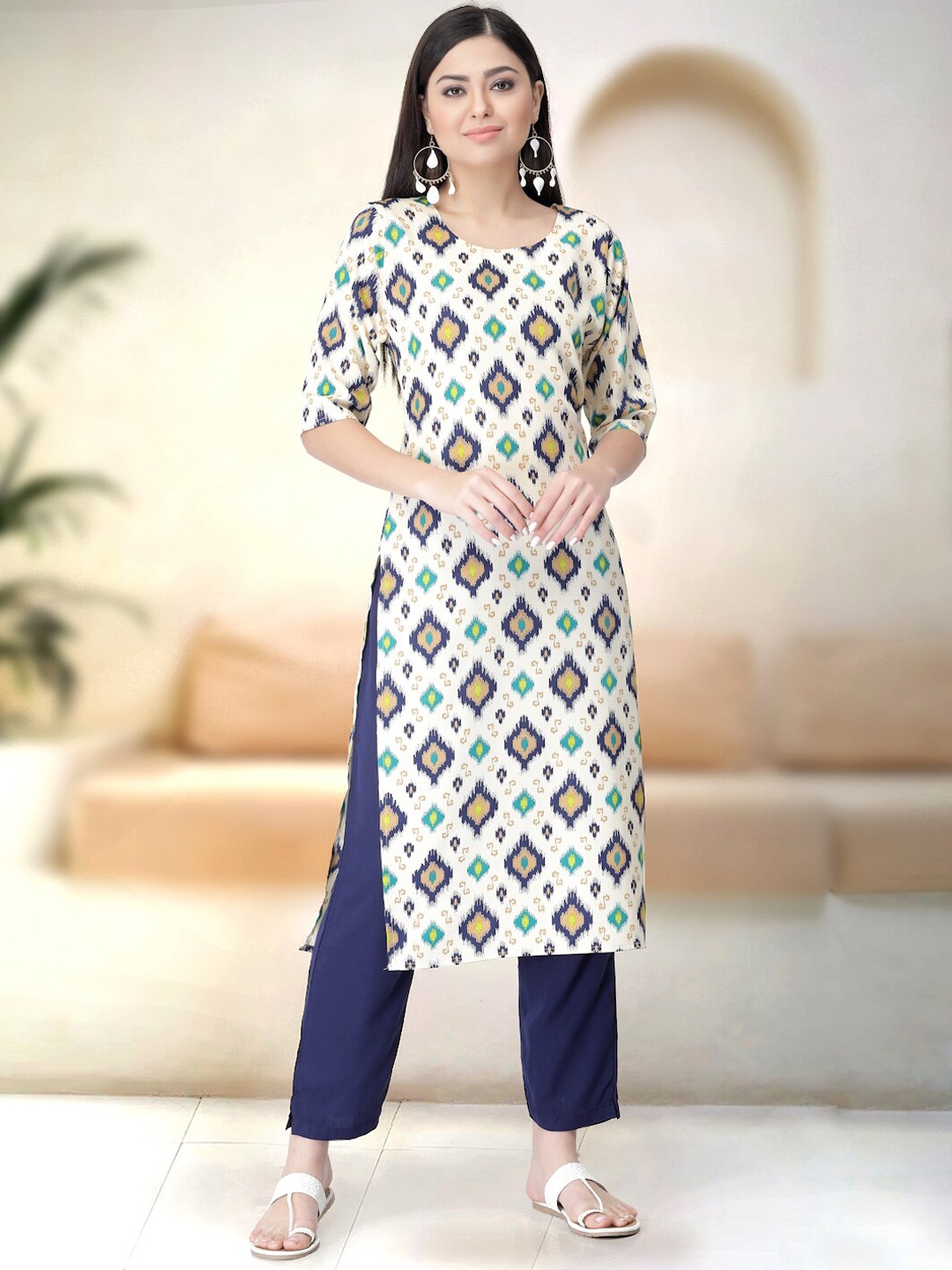 

7Threads Ethnic Motifs Printed Round Neck Regular Sleeves Kurta & Trouser, White