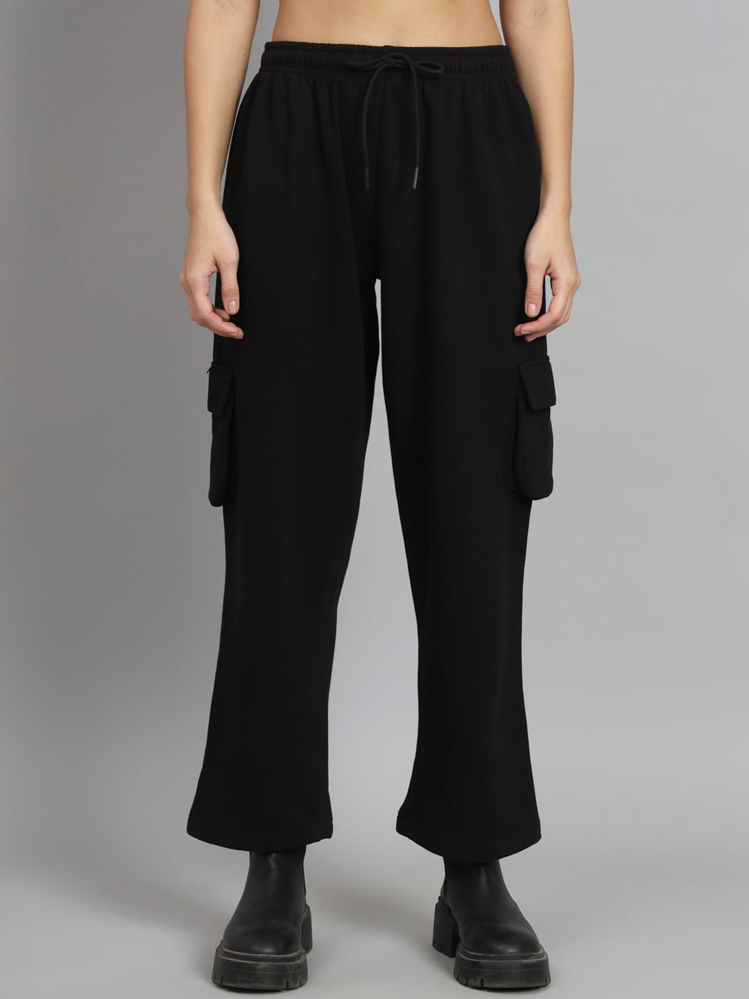 

GRIFFEL Women Straight Fit Fleece Track Pants, Black
