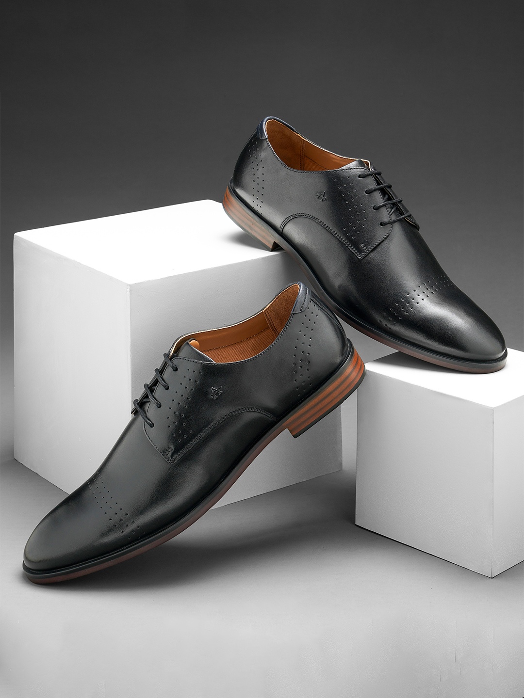 

Arrow Men Textured Leather Formal Derbys, Black