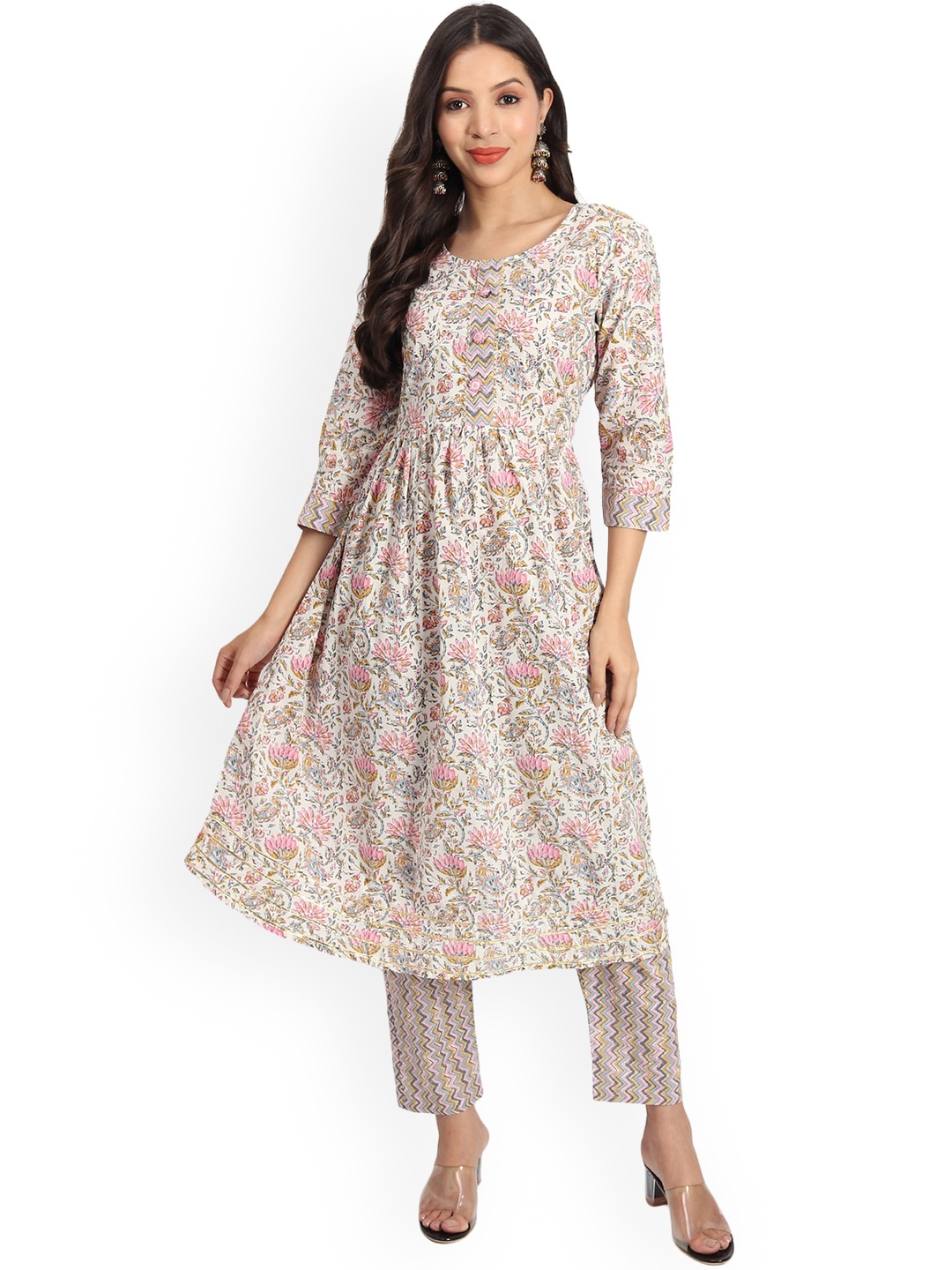 

BAESD Round Neck Floral Printed Regular Anarkali Kurta with Trouser, Pink