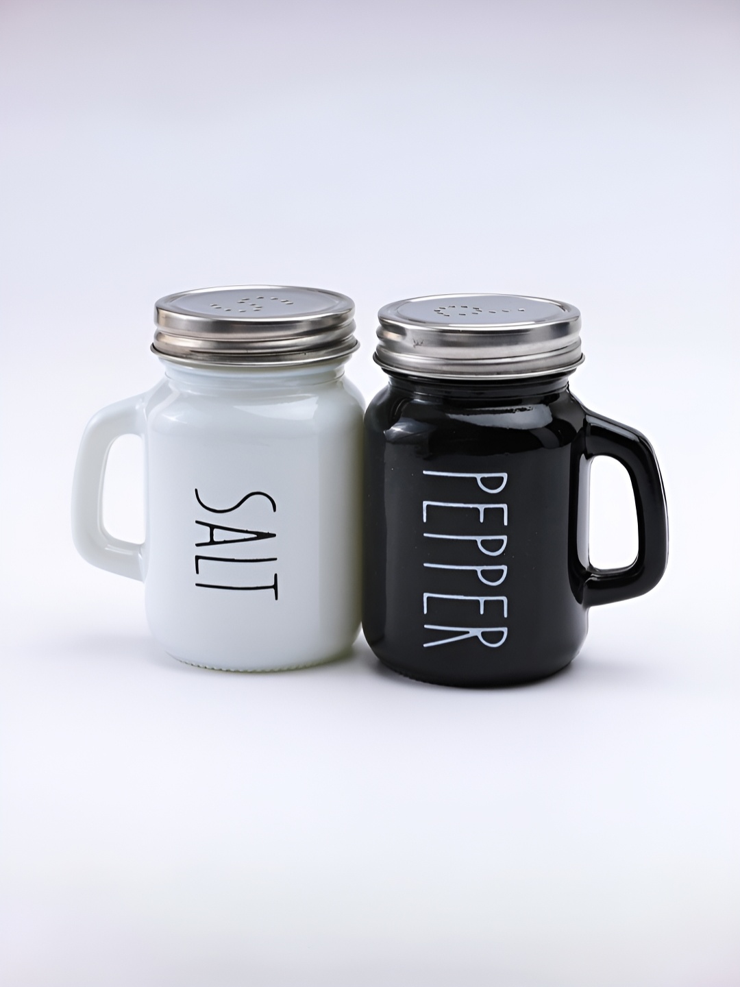 

The Better Home Black & White 2 Pieces Glass Salt And Pepper Shakers