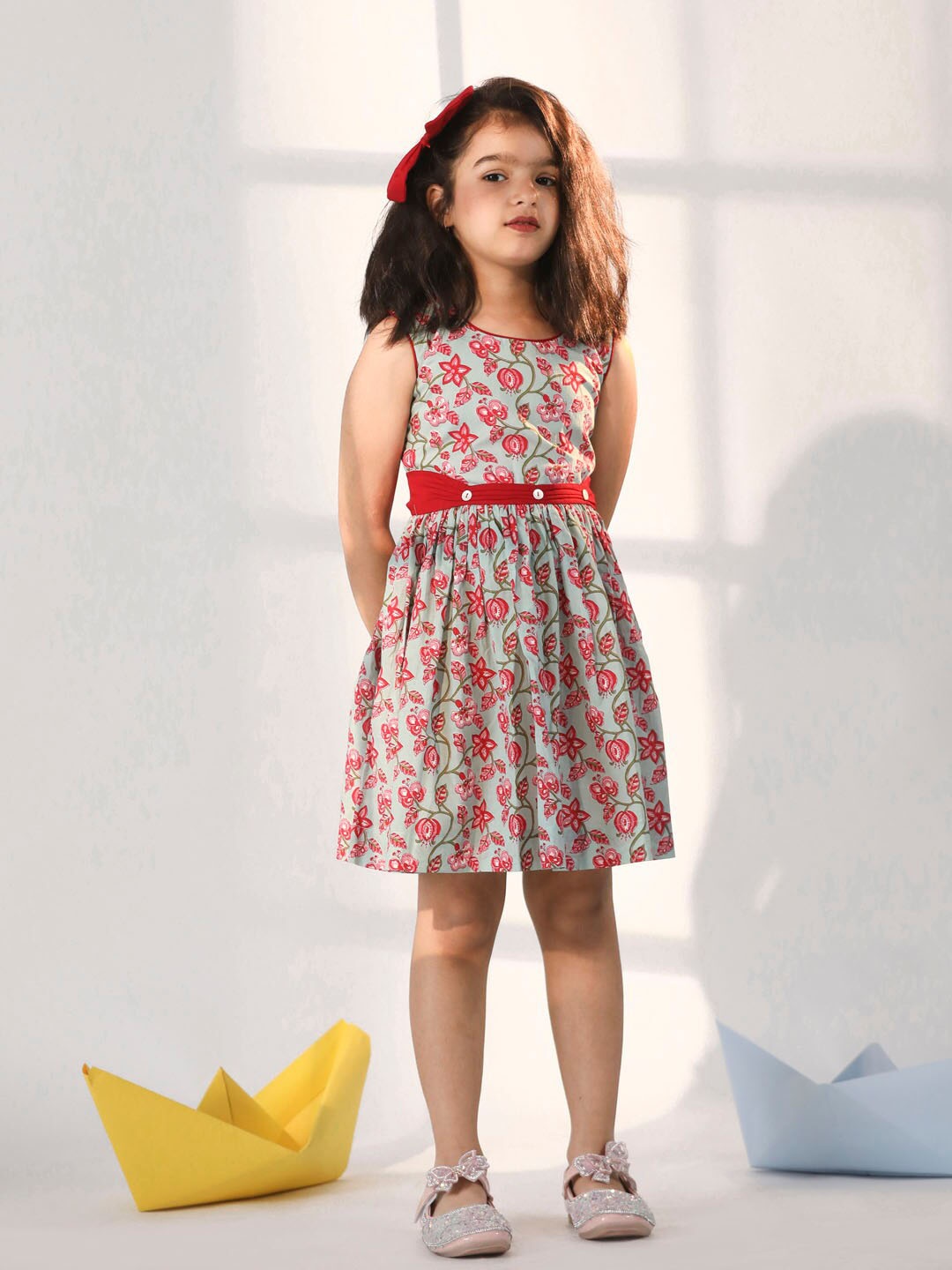 

VASTRAMAY Girls Floral Printed Sleeveless Cotton Fit & Flare Dress, Blue