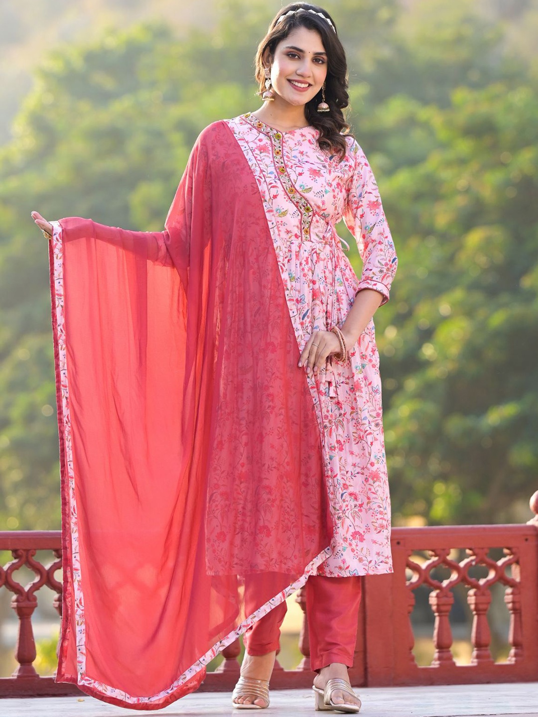 

ODETTE Floral Printed Regular Anarkali Kurta With Trousers & Dupatta, Pink