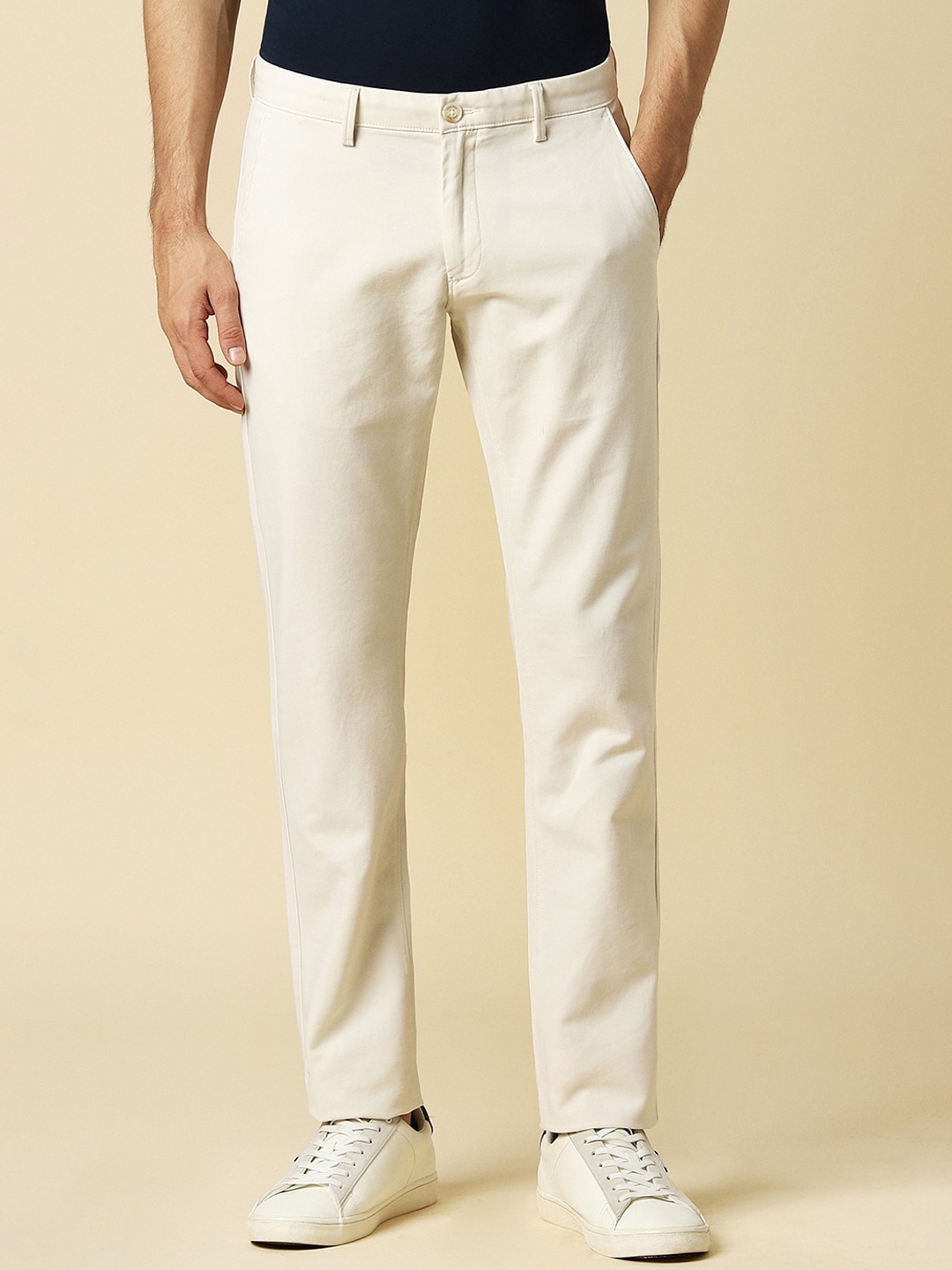 

Allen Solly Men Slim Fit Mid-Rise Chinos, Cream