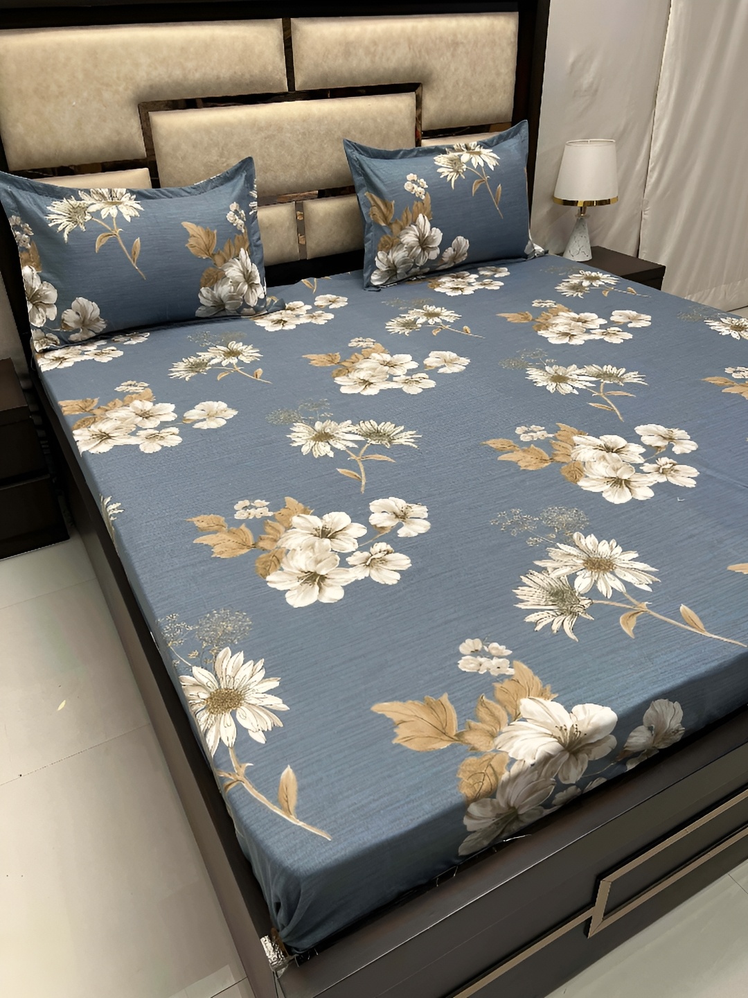

Pure Decor Amulya Blue & Brown Floral 250 TC Cotton Queen Bedsheet with 2 Pillow Covers
