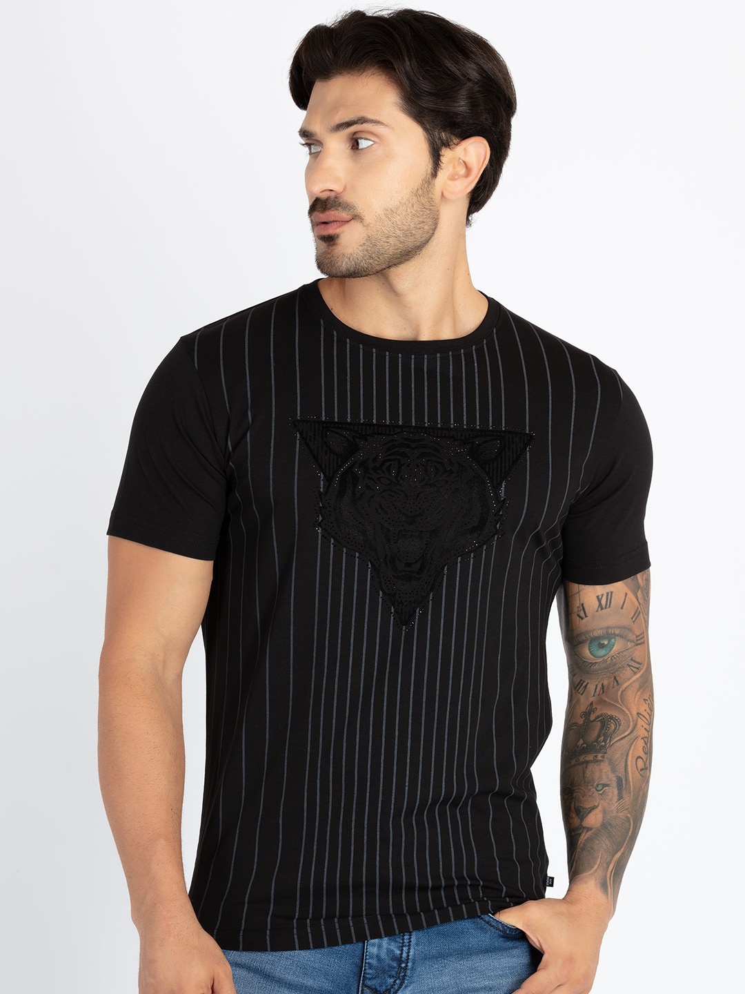 

Status Quo Round Neck Striped Cotton Regular Fit T-shirt, Black