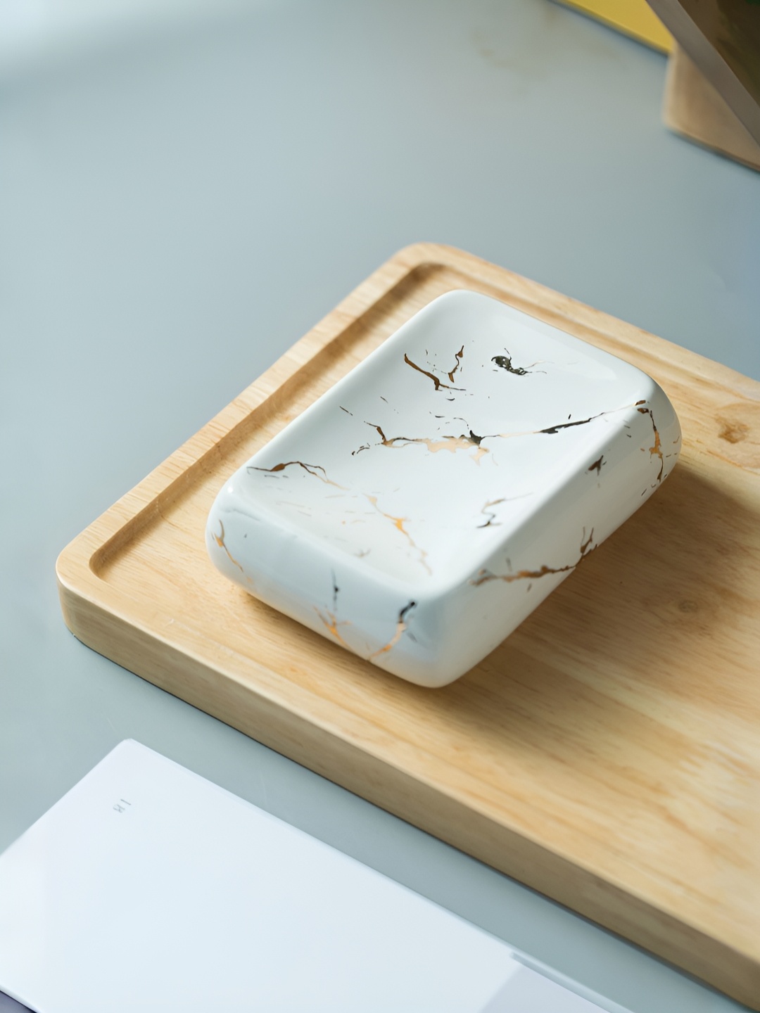 

The Better Home White & Gold Toned Printed Ceramic Soap Dish