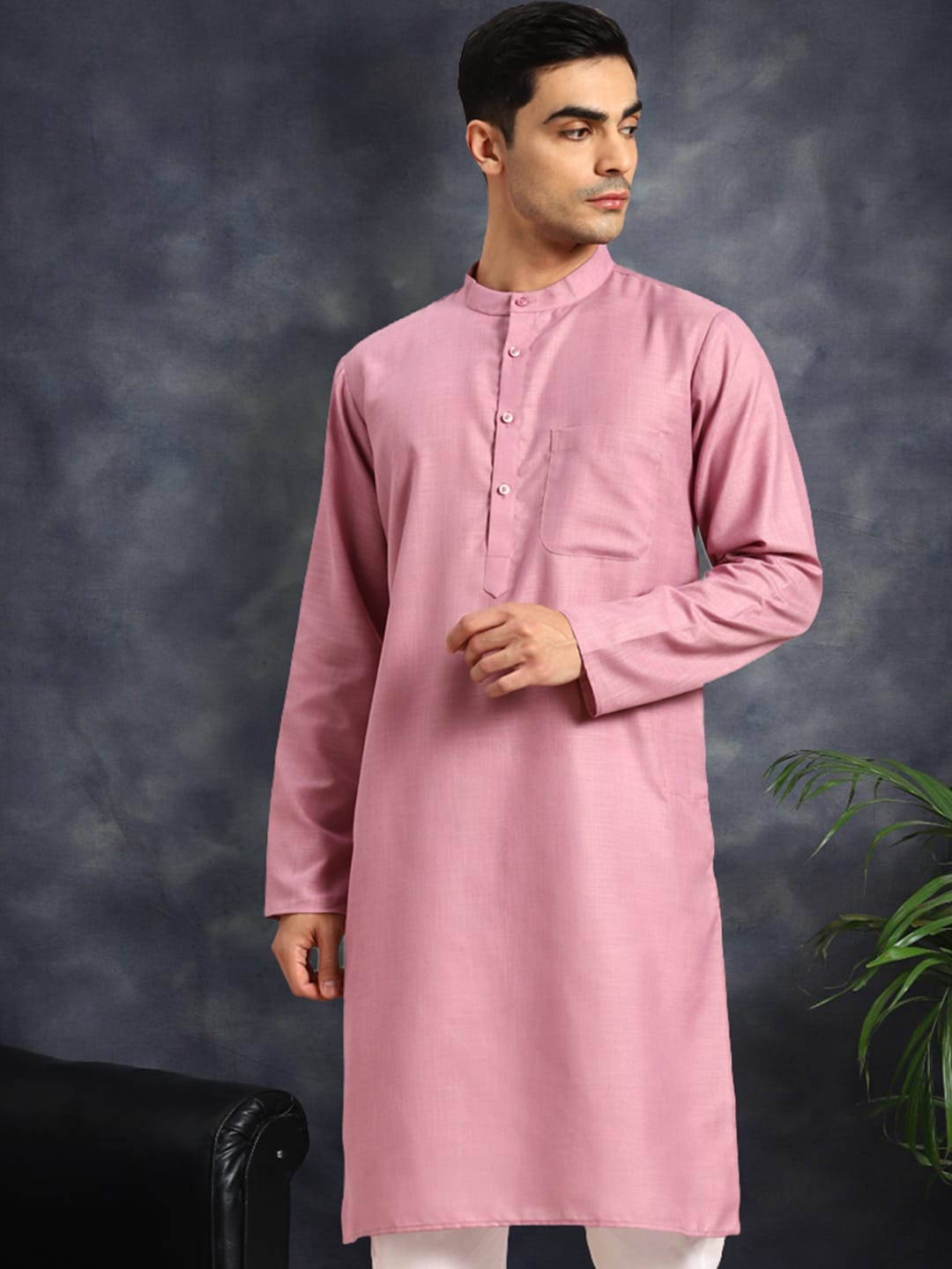 

Anouk Magenta Mandarin Collar Long Sleeves Straight Kurta