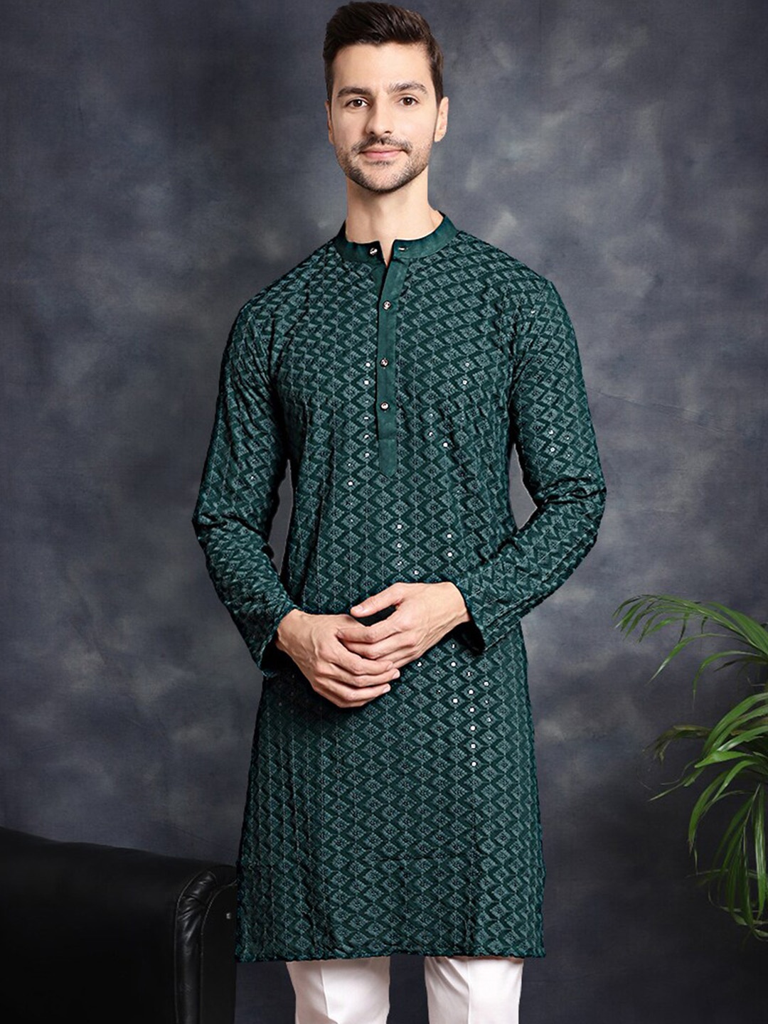 

Anouk Olive Embroidered Mandarin Collar Sequinned Straight Kurta