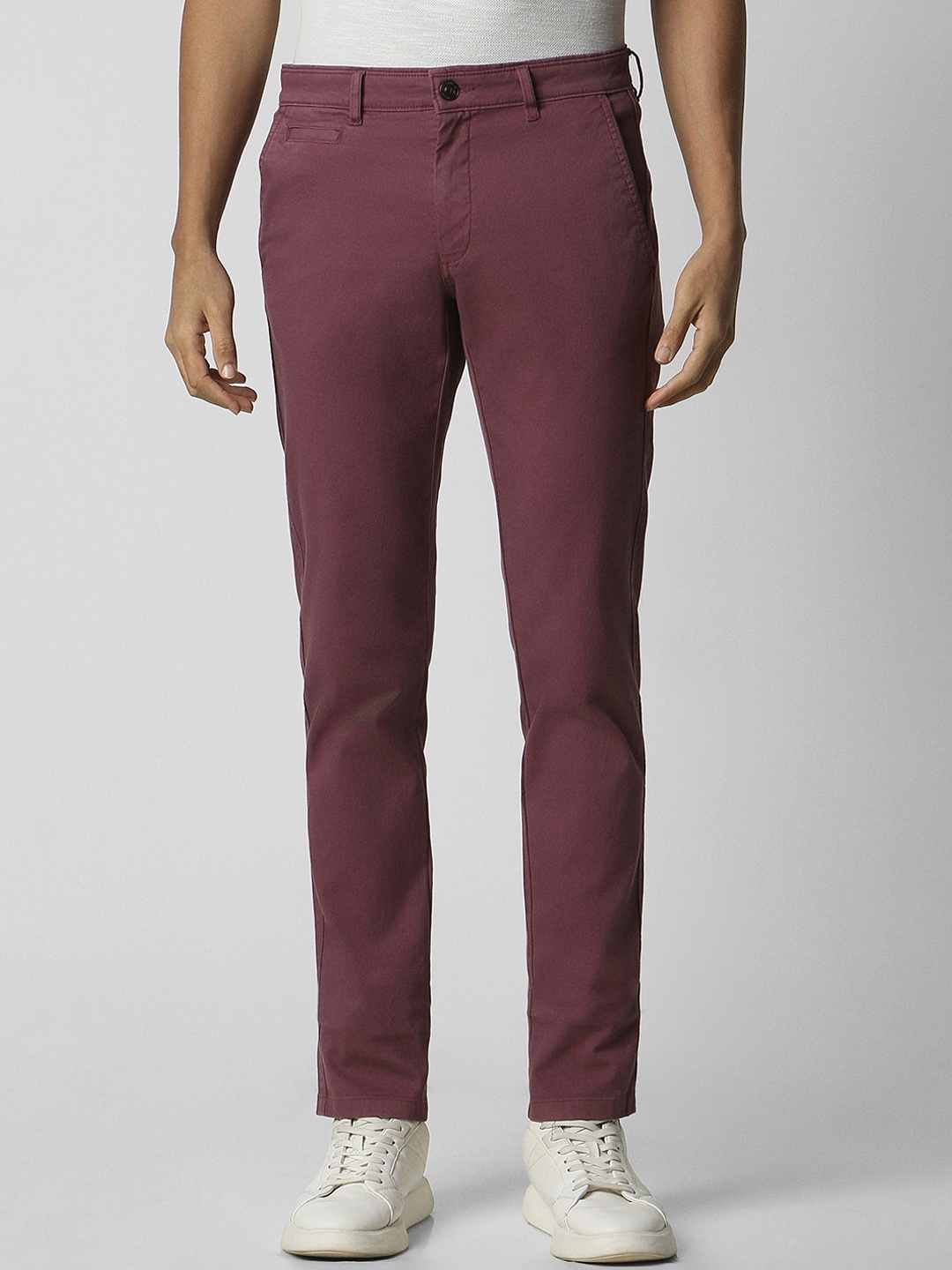 

Van Heusen Sport Men Slim Fit Regular Trousers, Maroon
