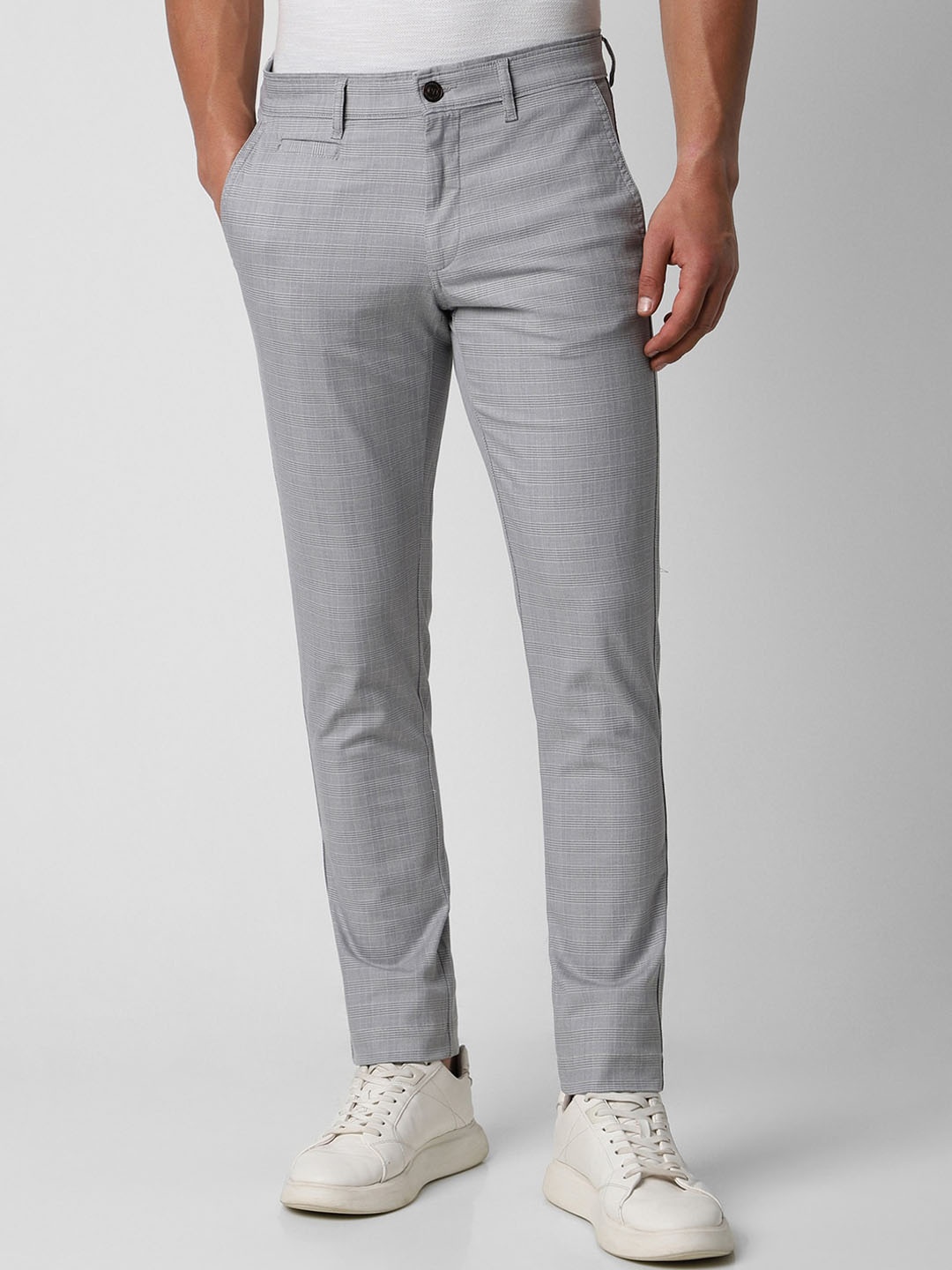 

Van Heusen Sport Men Textured Slim Fit Trousers, Grey