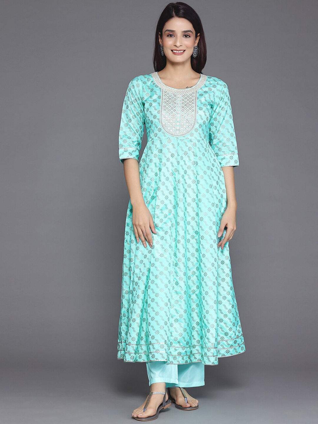 

Libas Blue Floral Printed Panelled A-Line Kurta with Palazzos
