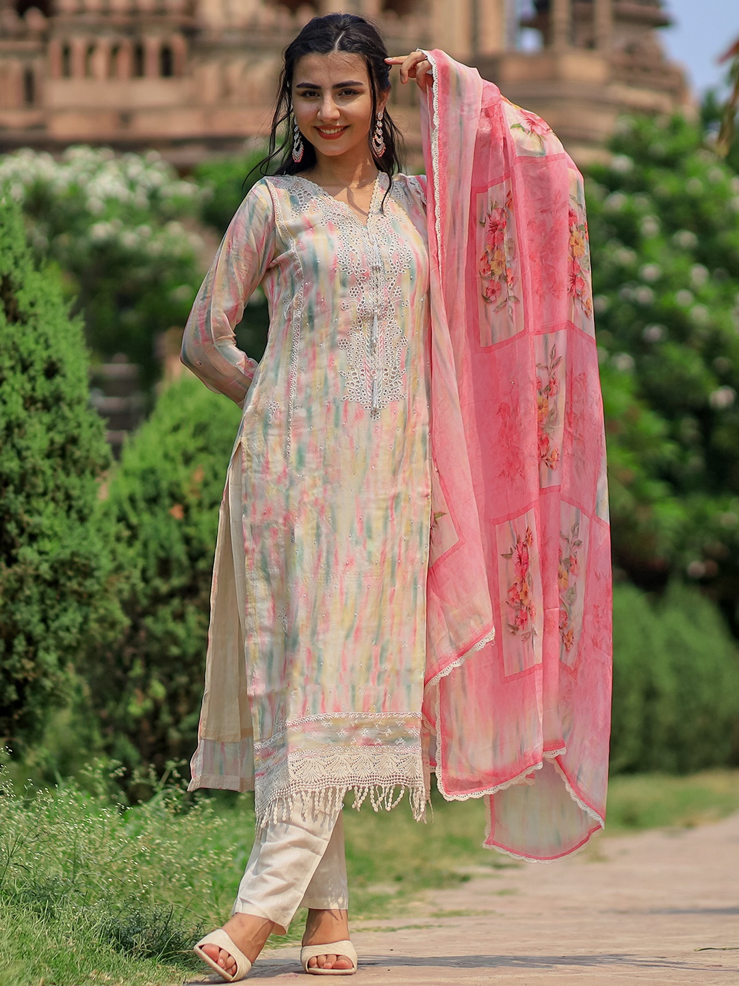 

Libas Floral Embroidered Regular Beads and Stones Kurta with Palazzo & Dupatta, Beige