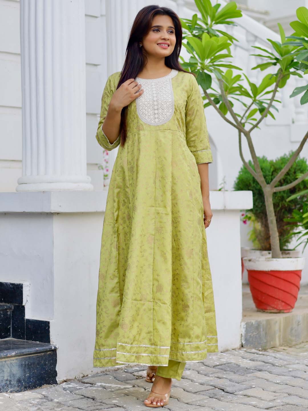 

Libas Floral Printed Panelled Sequinned Kurta with Trouser, Green