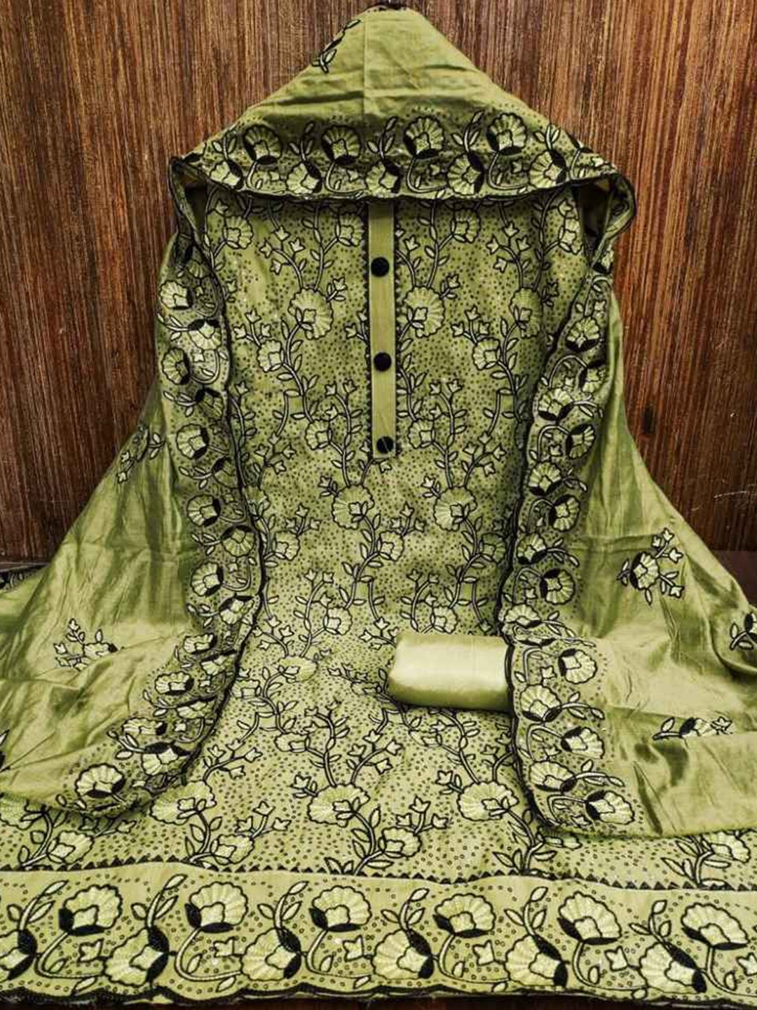 

faxofab Floral Woven Design Unstitched Dress Material, Green