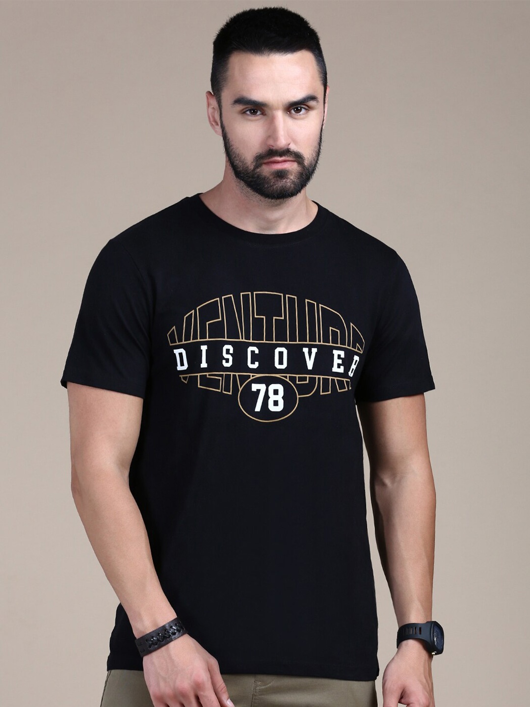

The Roadster Lifestyle Co Black Typography Printed Cotton Round Neck Tshirt