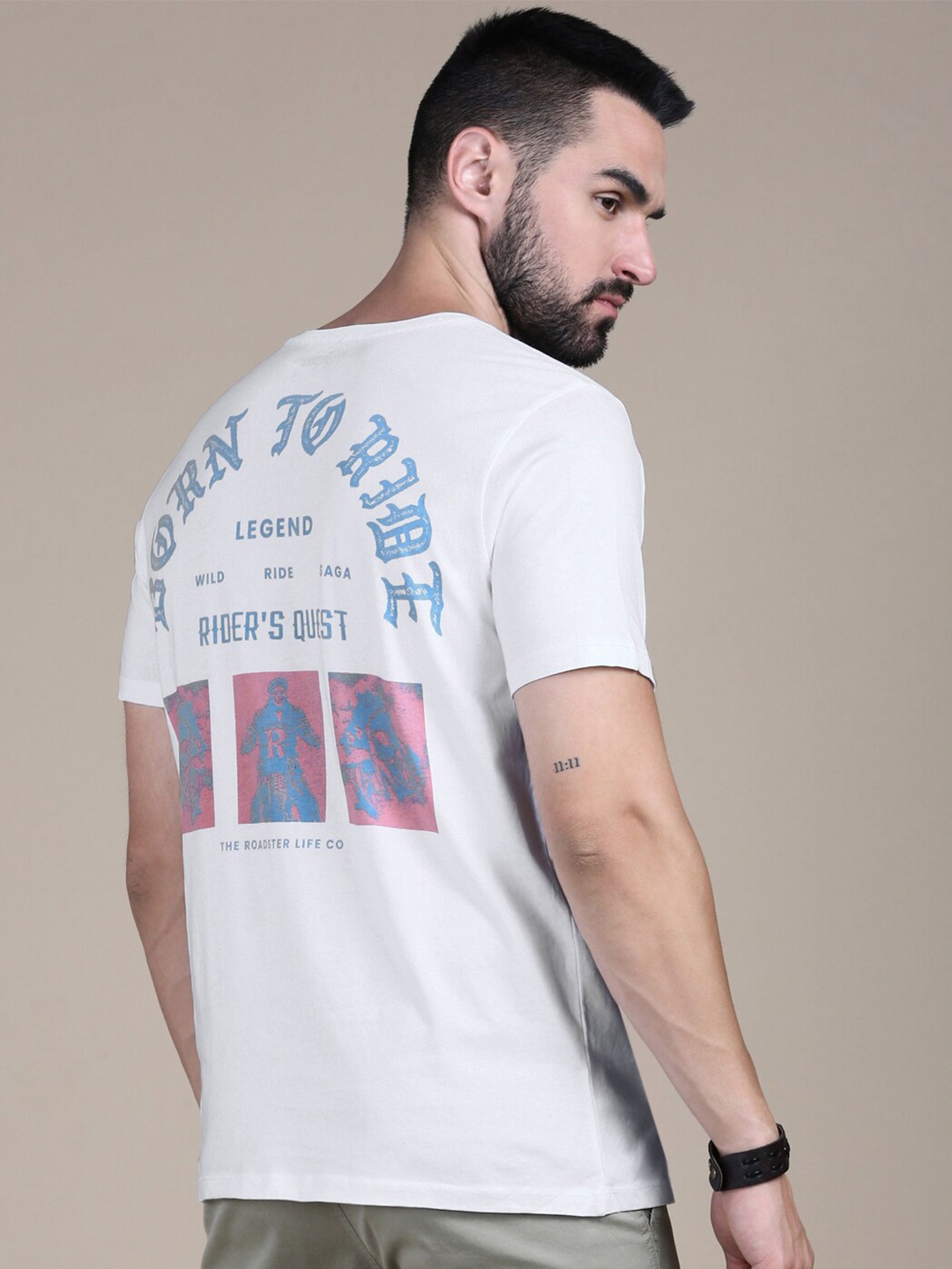 

The Roadster Lifestyle Co White Typography Printed Cotton Round Neck Tshirt