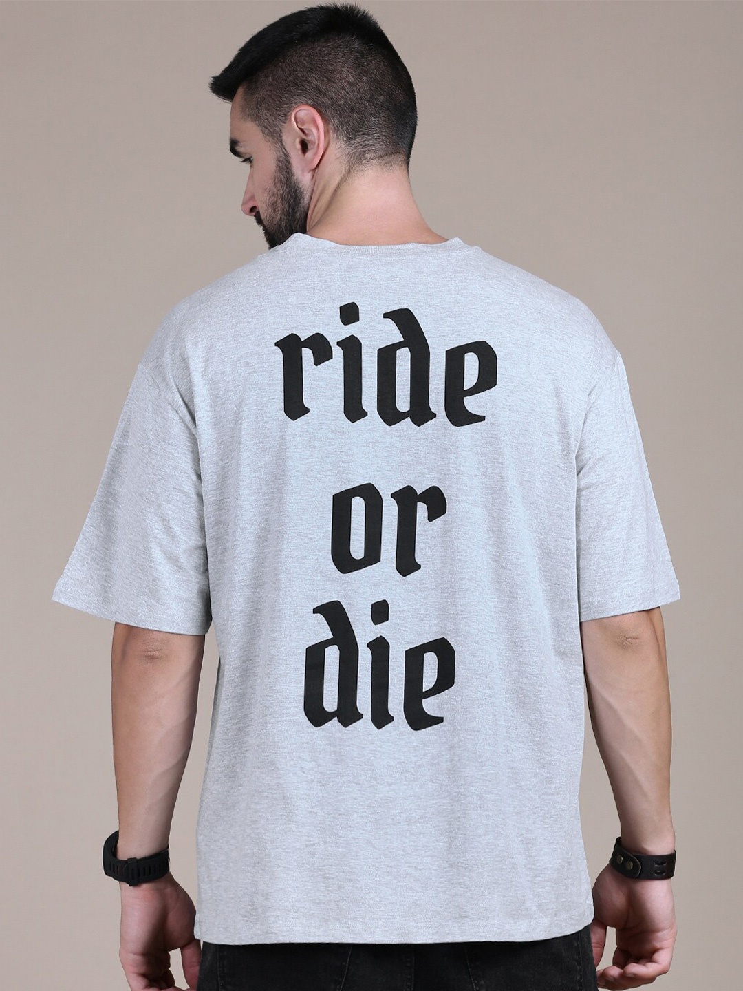 

The Roadster Lifestyle Co Typography Printed Cotton Round Neck Tshirt, Grey
