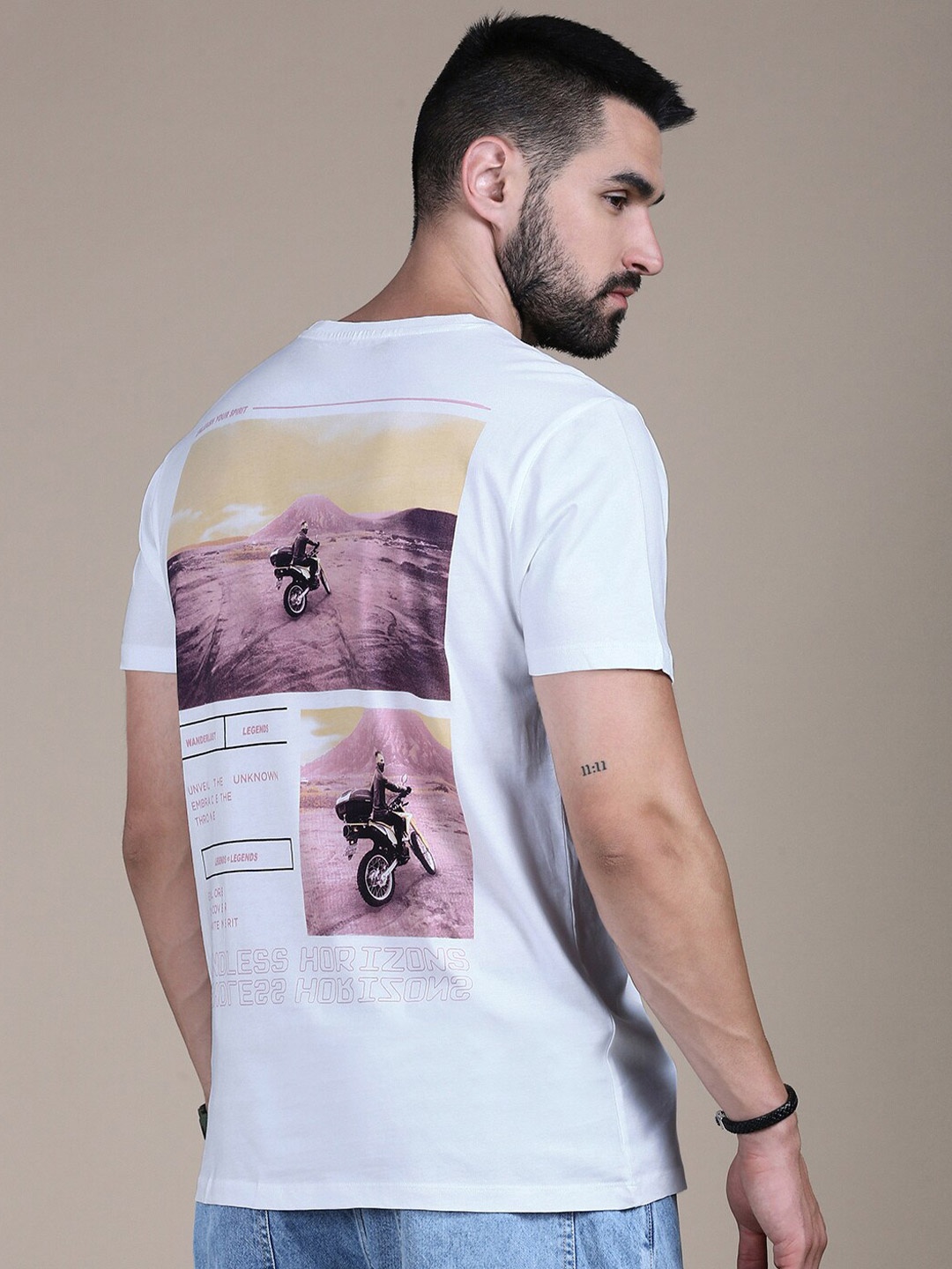 

The Roadster Lifestyle Co Graphic Printed Cotton Round Neck T-shirt, White