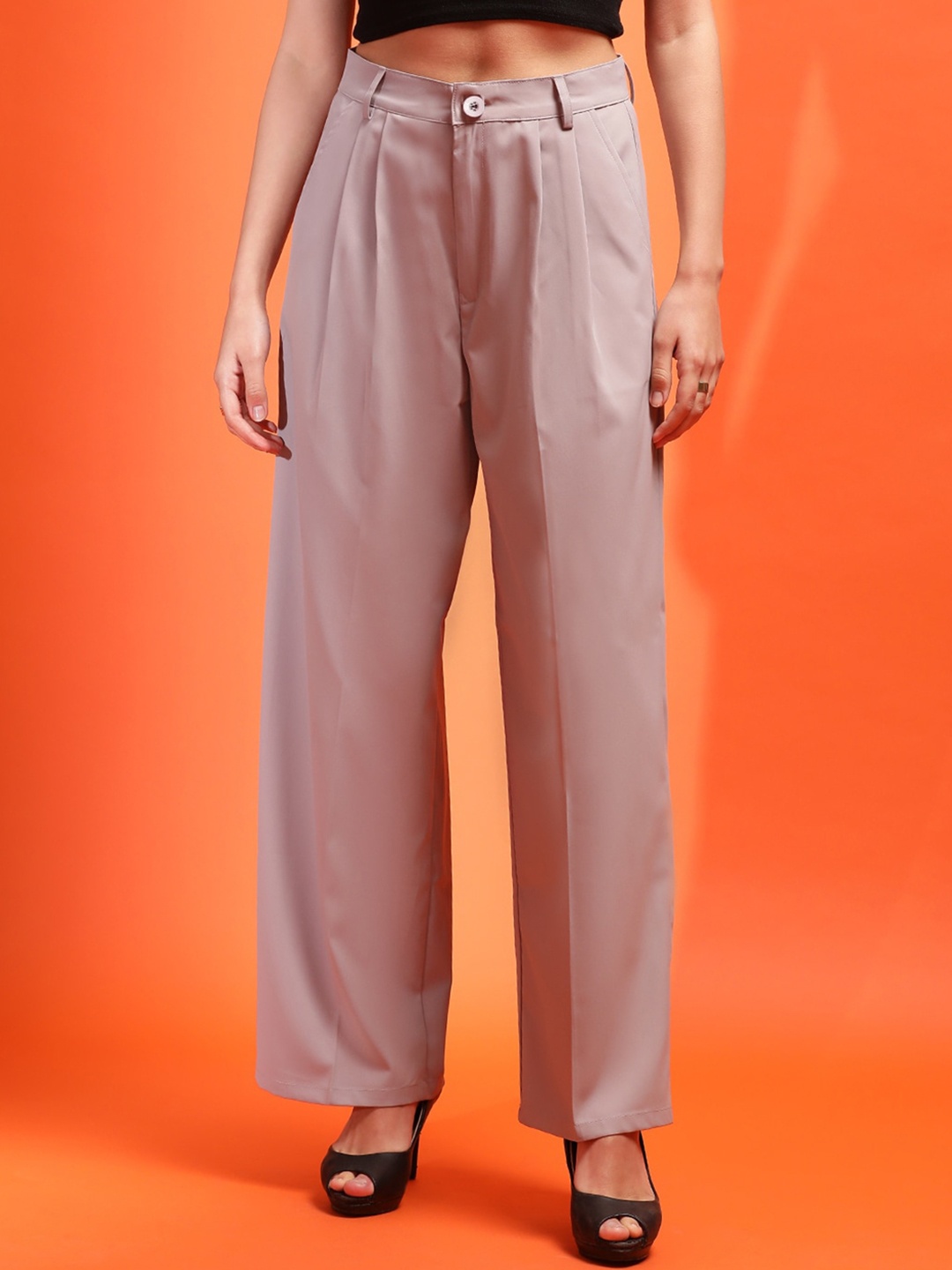 

Stylecast X KOTTY BIZwear Grey Women Relaxed Straight Leg Straight Fit High-Rise Pleated Trousers