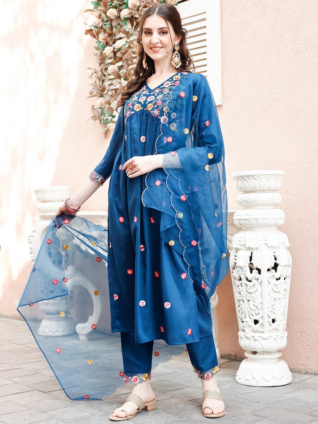 

KALINI Floral Embroidered V-Neck Pure Silk Kurta with Trousers & Dupatta, Blue