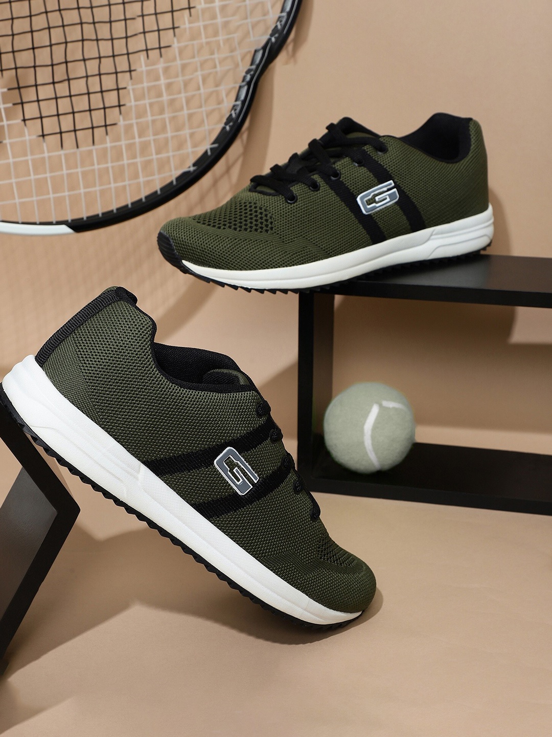 

Goldstar Men Lightweight Walking Shoes, Olive