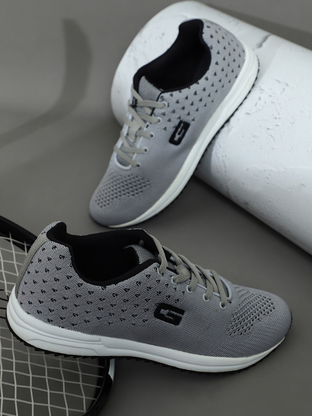 

Goldstar Men Textured Lace-Up Walking Shoes, Grey
