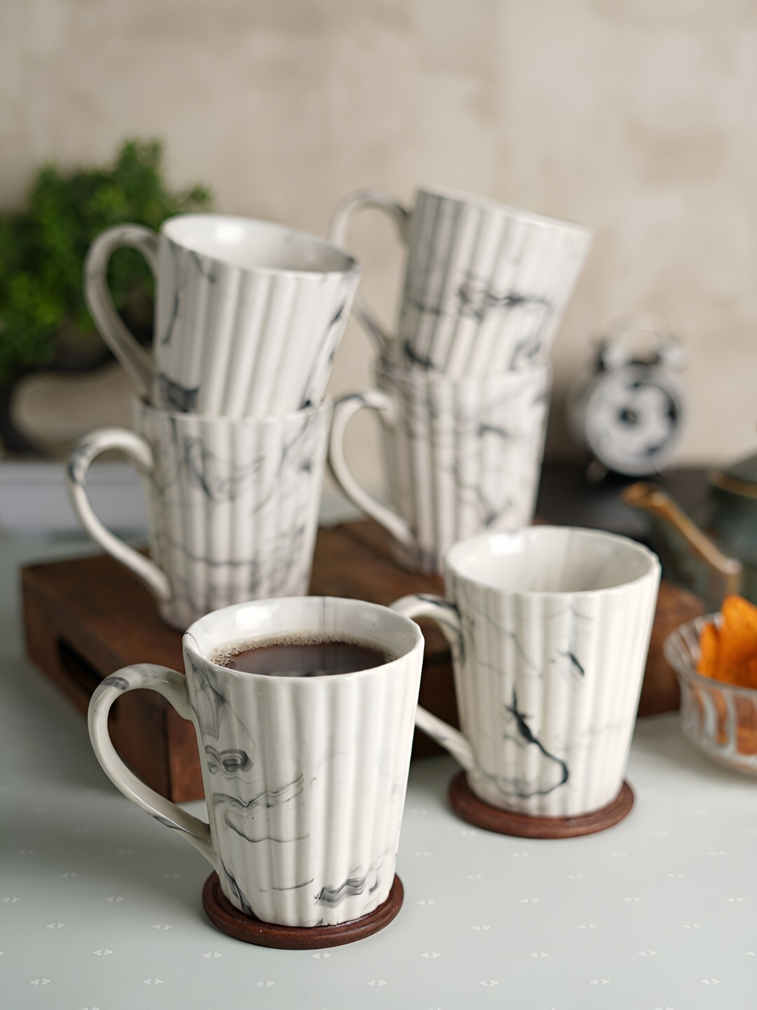 

CDI White & Grey 6 Pieces Printed Ceramic Glossy Mugs 350 ml