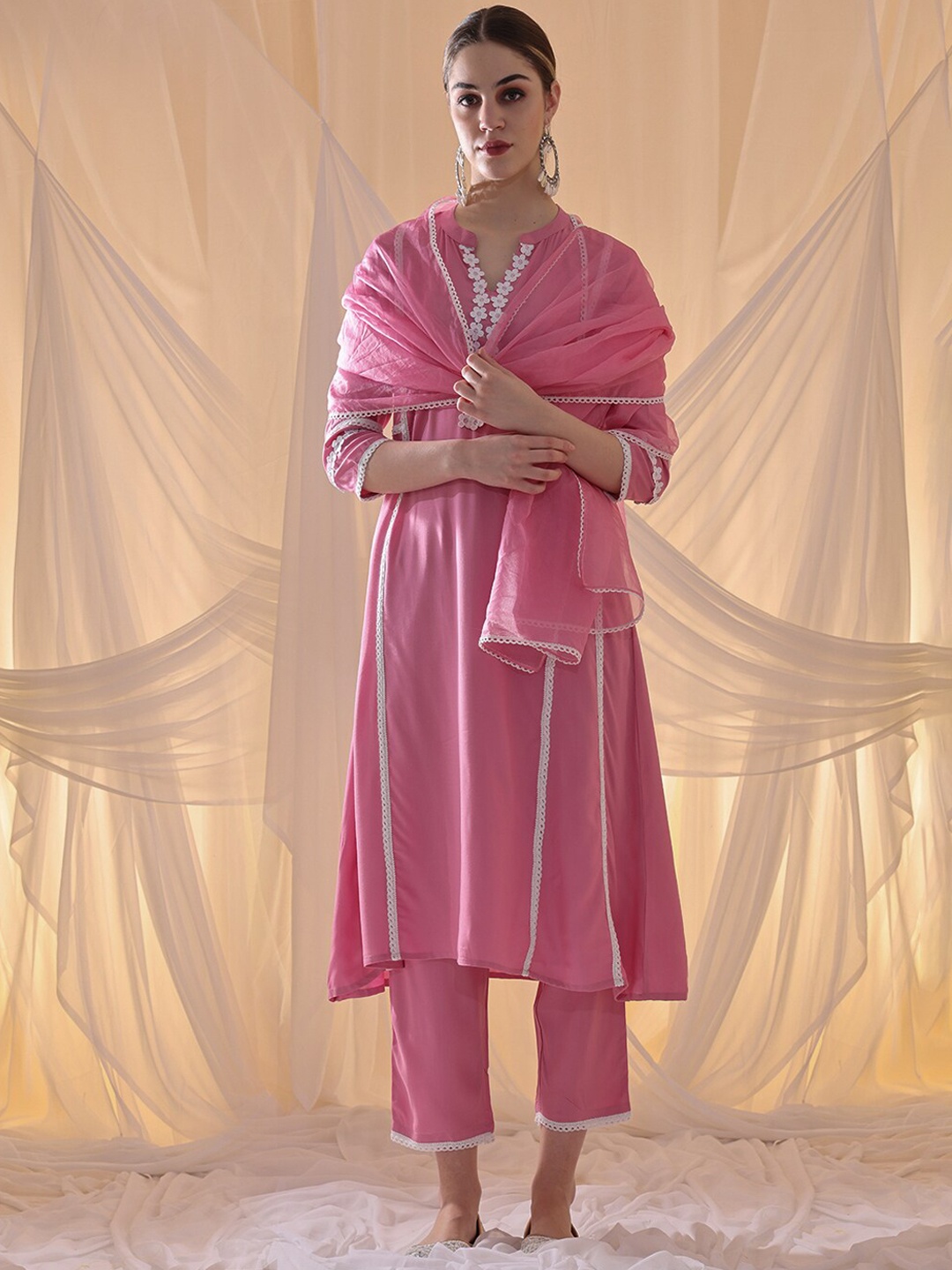 

Anouk Floral Embroidered Regular Kurta with Trousers & Dupatta, Pink