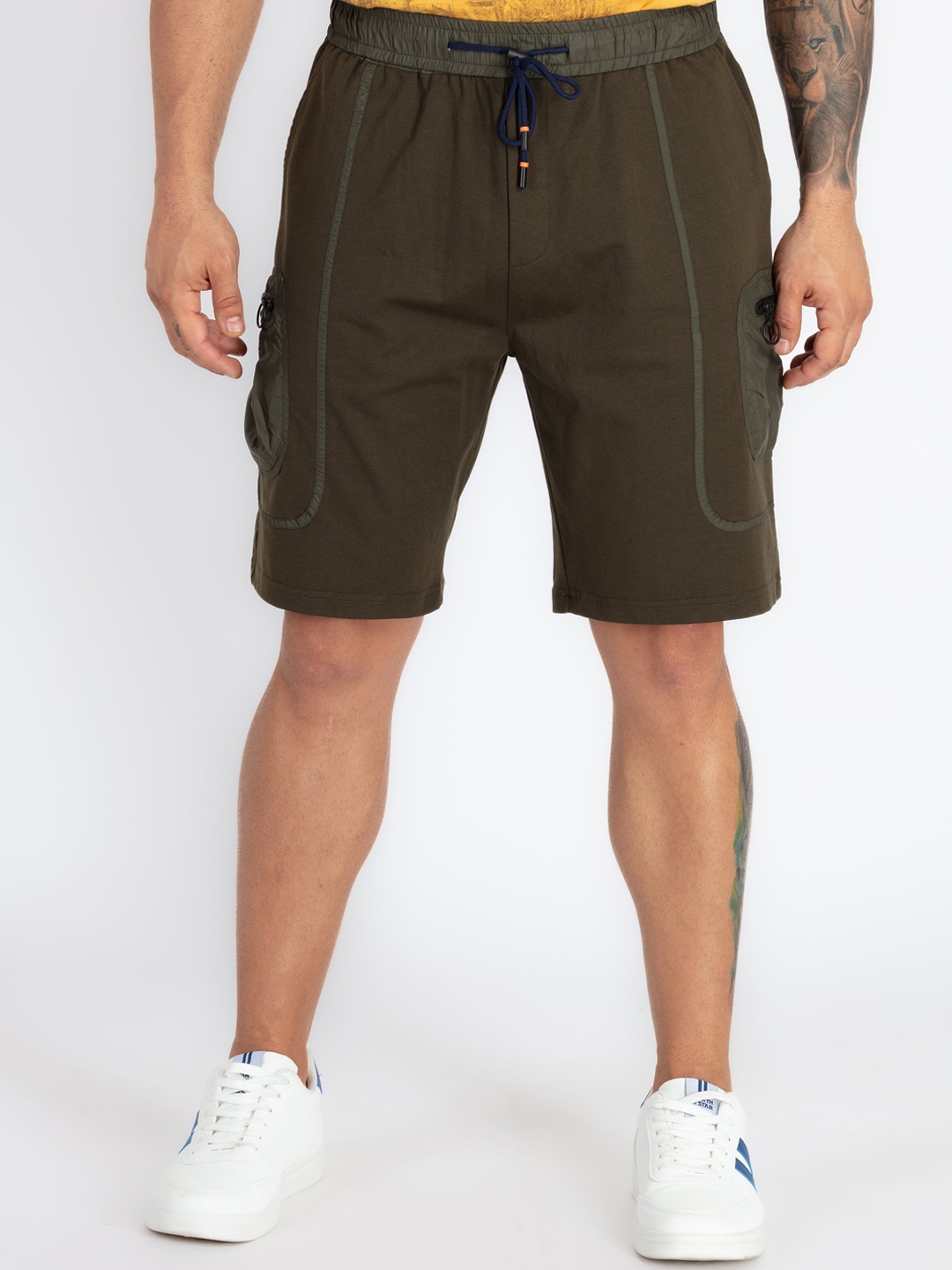 

Status Quo Men Mid-Rise Casual Shorts, Olive