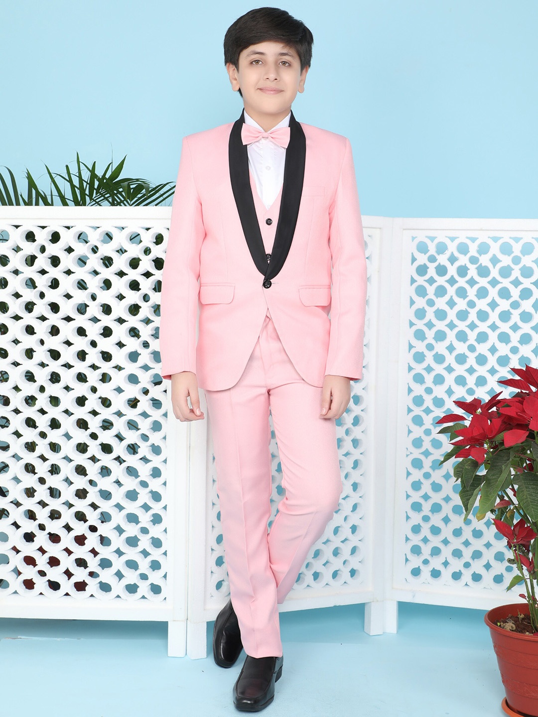 

Jeetethnics Single-Breasted Four-Piece Suit, Pink