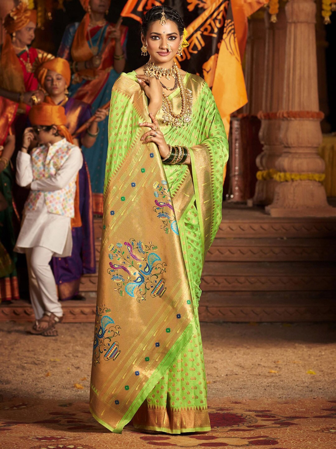 

Saree mall Woven Design Zari Silk Blend Paithani Sarees, Green