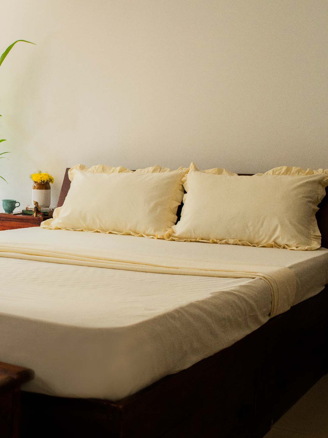 

10club Beige Cotton 250 TC King Bedsheet