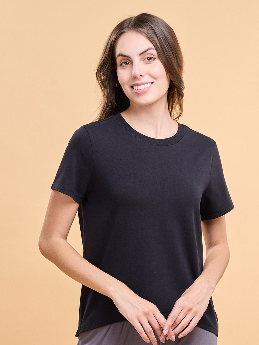 

Enamor Round Neck Relaxed Fit Cotton T-shirt, Black