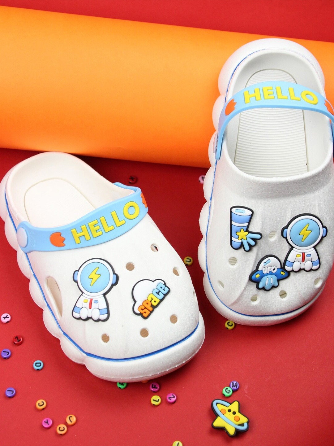 

BAESD Kids Self Design Clogs, White