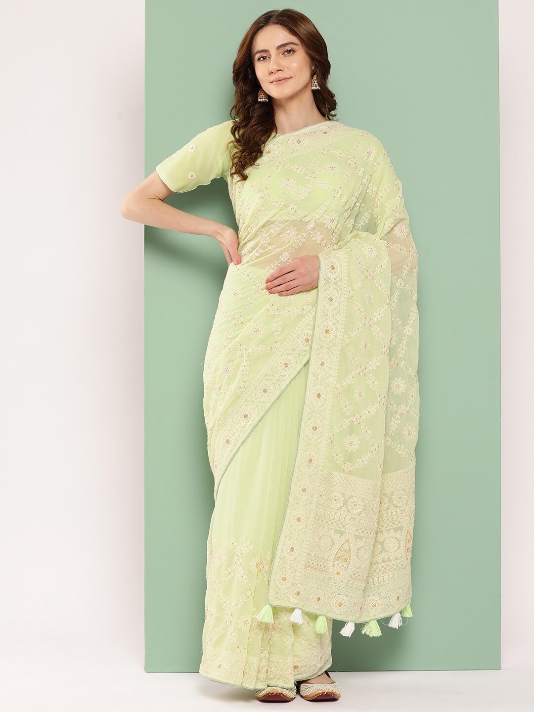 

HRITIKA Floral Chikankari Pure Georgette Saree, Green