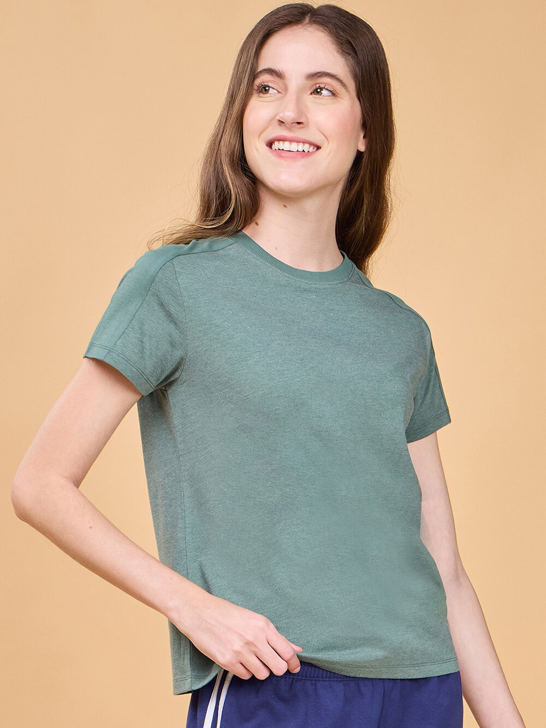 

Enamor Spring Summer 24 Cut & Sew Detailed Lounge T-shirt, Green