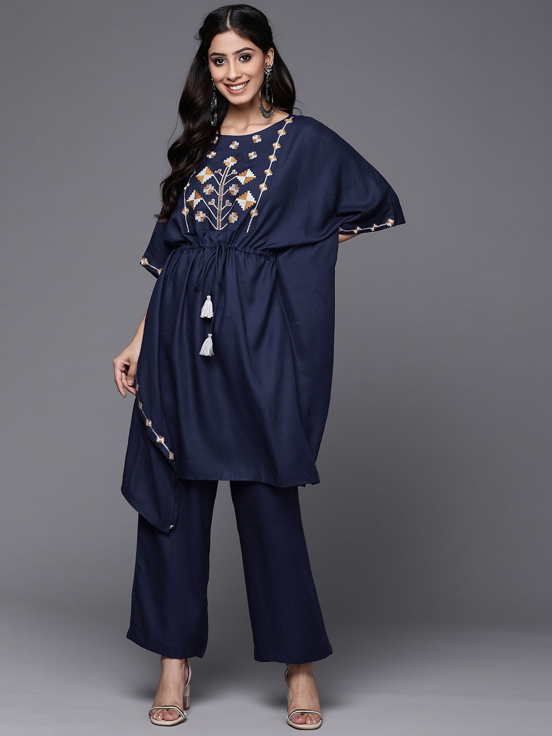 

Varanga Embroidered Pure Cotton Tunic With Trousers Co-Ords, Navy blue