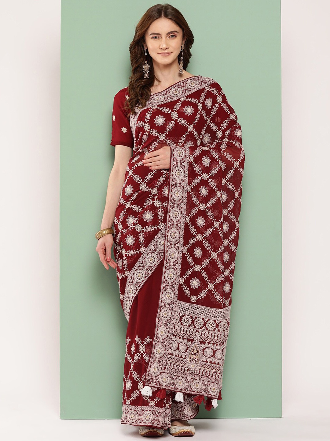 

KALINI Ethnic Motifs Chikankari Pure Georgette Saree, Maroon