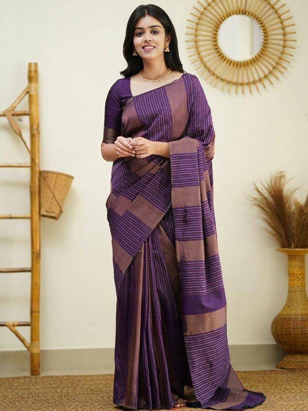 

BerMondsey Ethnic Motifs Woven Design Zari Banarasi Saree, Purple