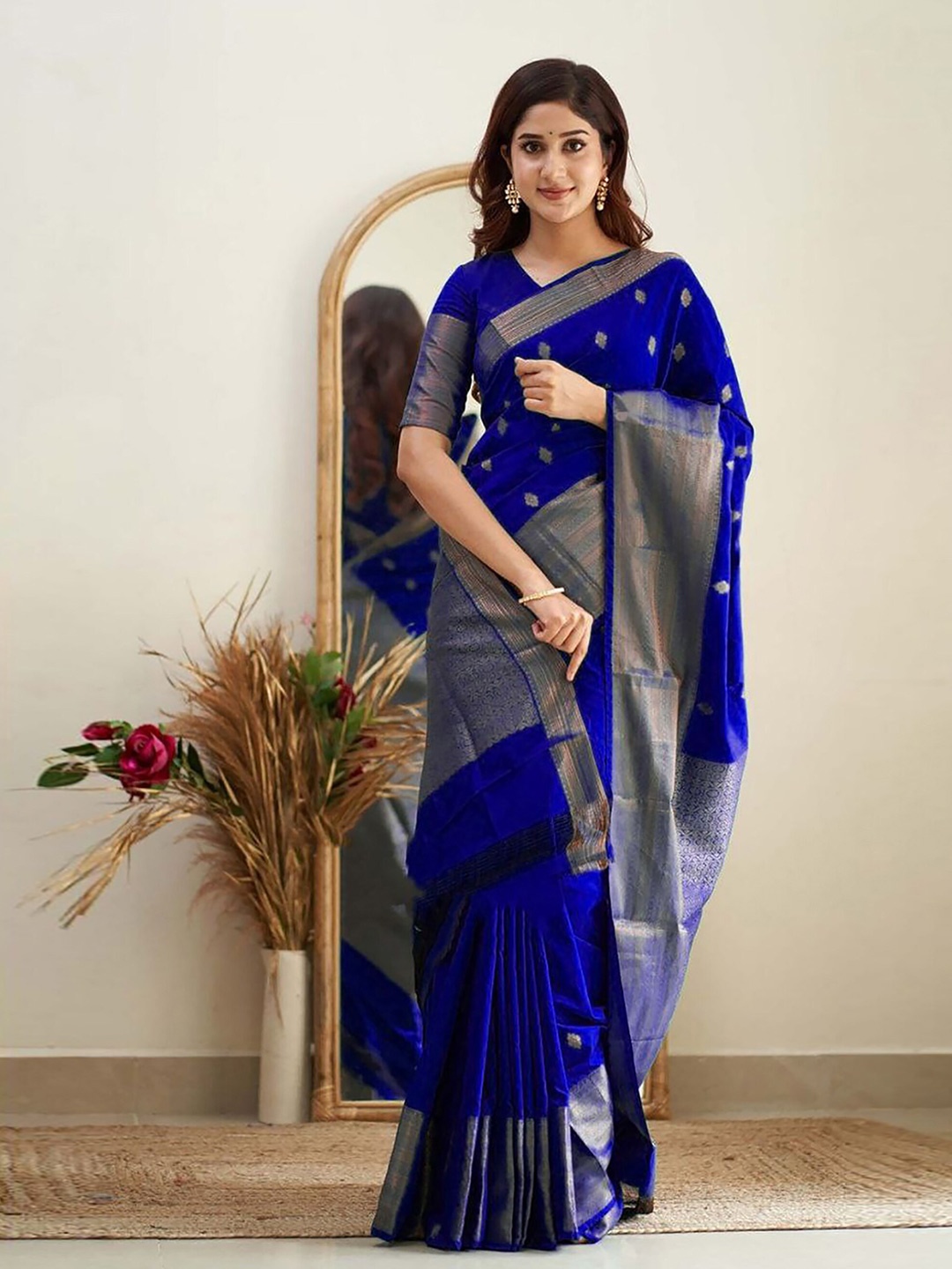 

BerMondsey Woven Design Zari Banarasi Saree, Blue