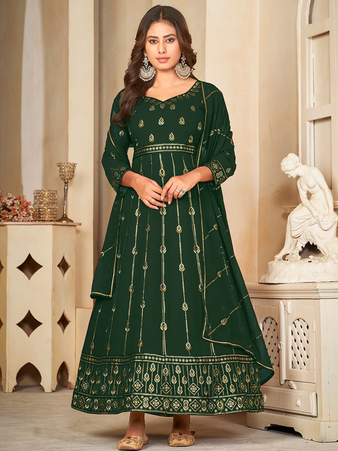 

Warthy Ent Embroidered Unstitched Kurta With Trouser & Dupatta Dress Material, Green