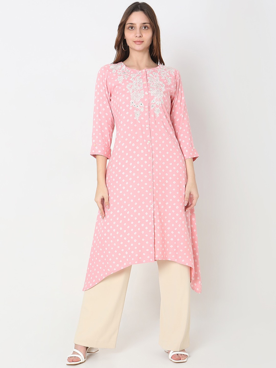 

Ethnicity Floral Embroidered Round Neck Kurta, Pink