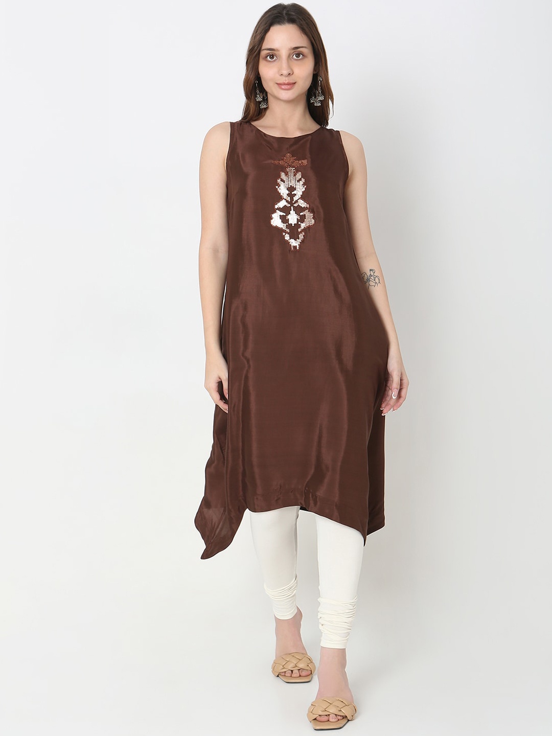 

Ethnicity Ethnic Motifs Embroidered Sequined Sleeveless A-Line Asymmetric Kurta, Brown