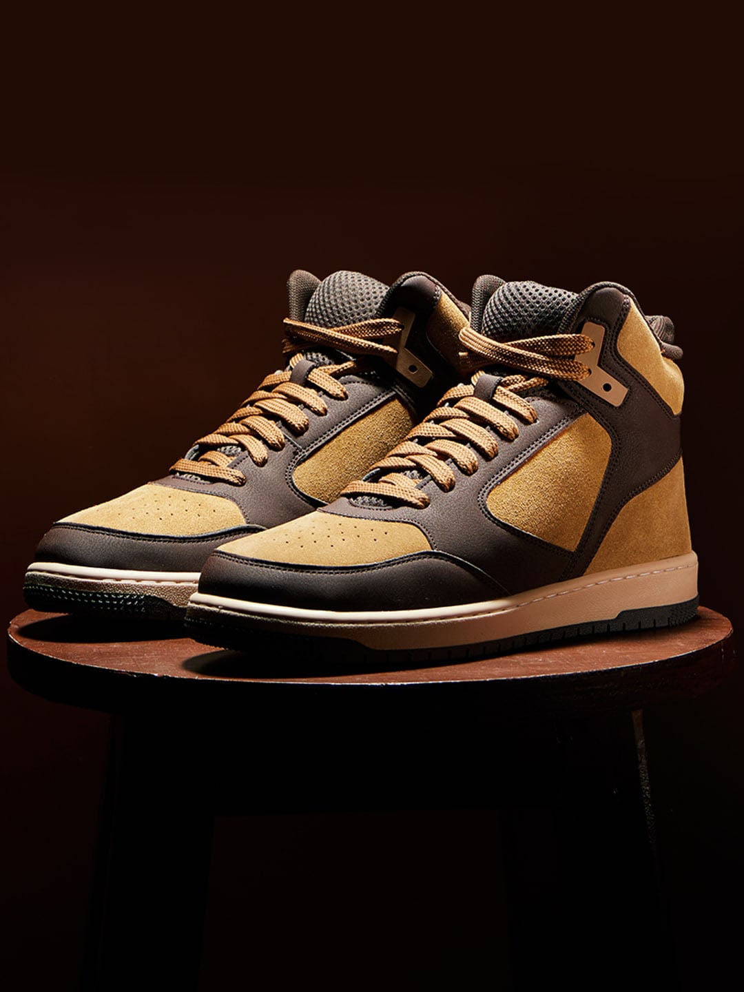 

The Souled Store Men Colourblocked Lightweight High-Top Sneakers, Beige