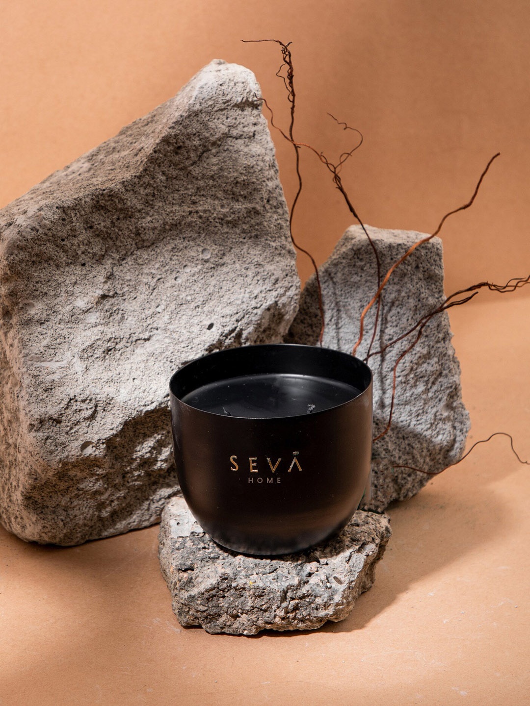

Seva Home Black Heirloom Candle - Classic- Noir