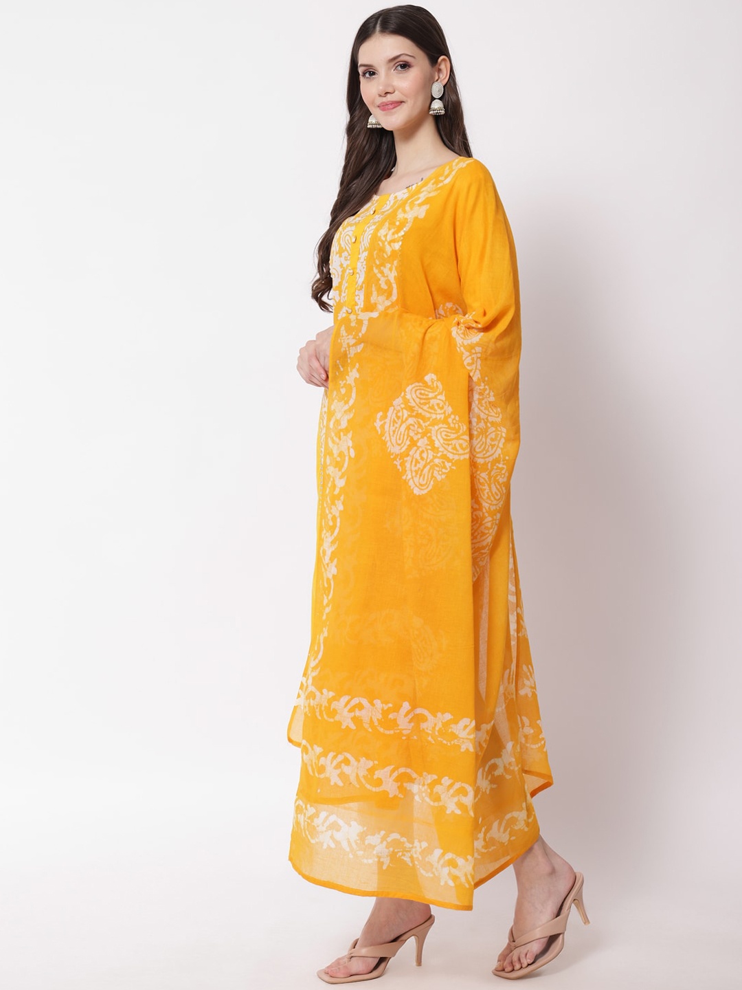 

ESTELA Ethnic Motifs Printed Regular Gotta Patti Pure Cotton Straight Kurta Set, Yellow