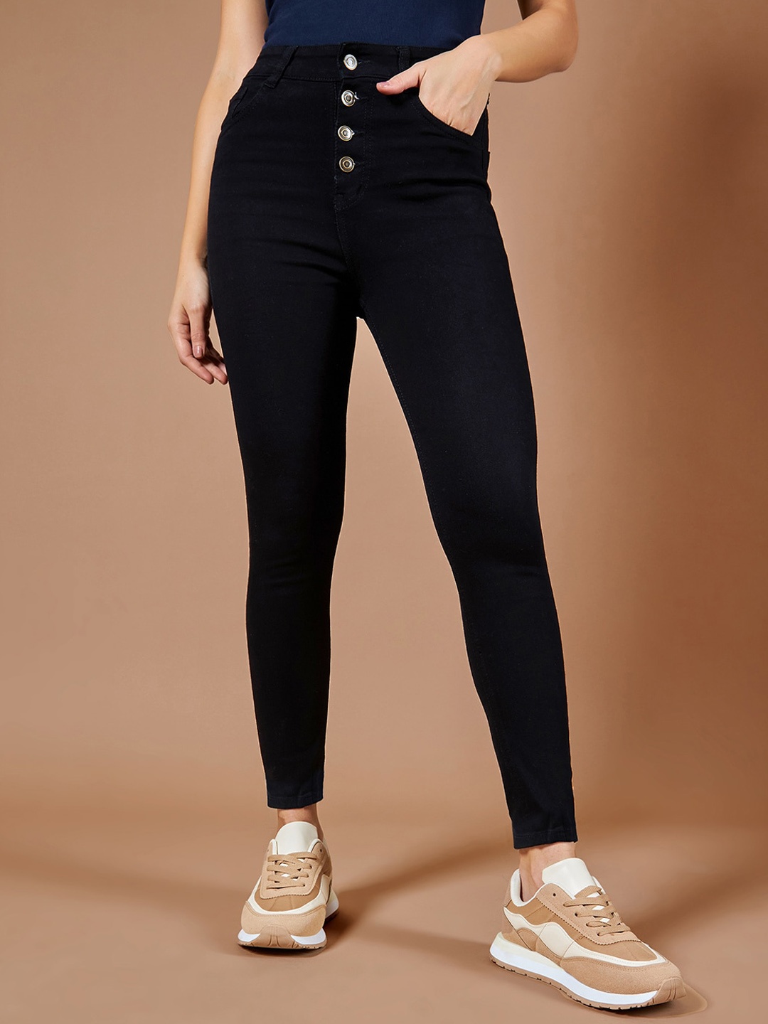 

DOLCE CRUDO Women Black Skinny Fit High-Rise Stretchable Jeans